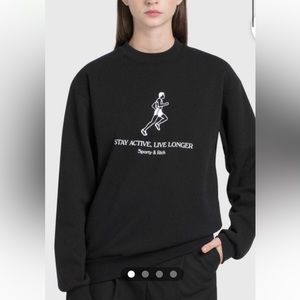 sporty and rich sweatshirt size XL (fits more like M)